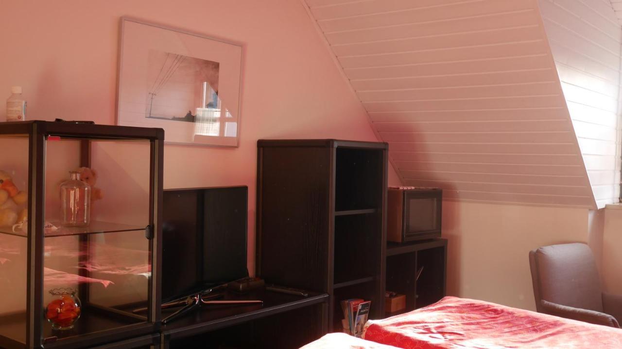 Ruhiges Zimmer Naehe Nuernberg Messe Mit Wallbox المظهر الخارجي الصورة
